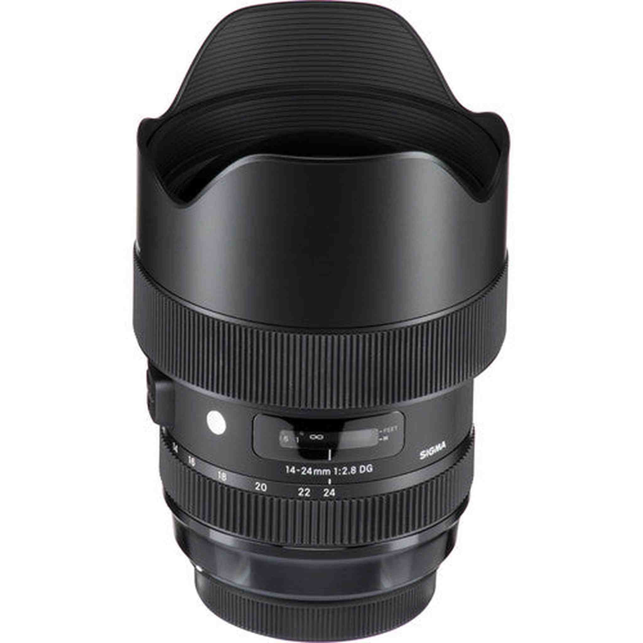 Sigma 14-24mm f/2.8 DG HSM Lens for Canon EF with Padded Bag, 64GB SD Bundle Sigma
