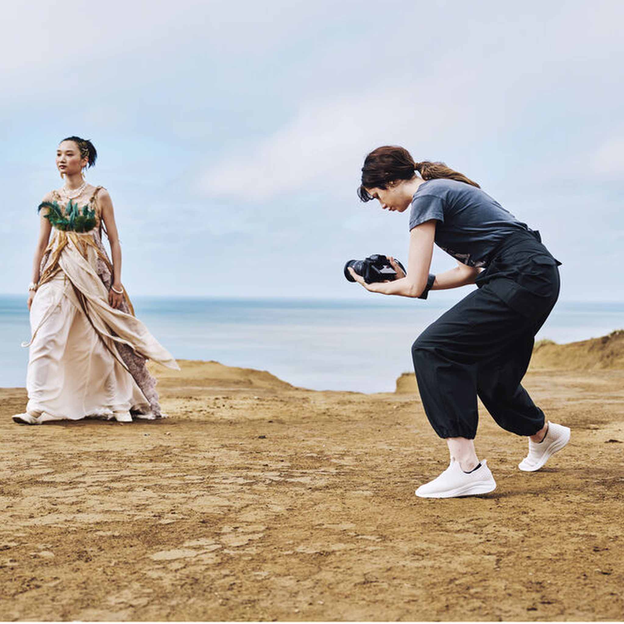 Sony Alpha a1 II Full-Frame Interchangeable Lens Mirrorless Camera + Sony Lens Bundle Sony