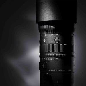 Sigma 70-200mm f/2.8 DG DN OS Sports Lens Sony E + Bundle