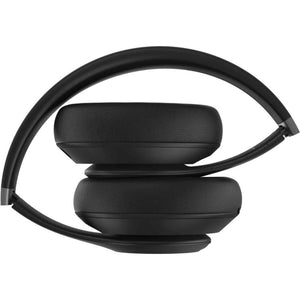 Beats by Dr. Dre Studio Pro Wireless Over-Ear Headphones Black Bundle With Accessories Beats