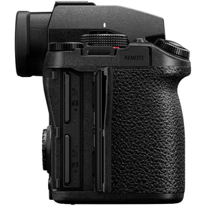 Panasonic LUMIX S5II Mirrorless Camera with LUMIX S Series 28-200mm F4-7.1 Macro O.I.S. Lens - Reconditioned Panasonic