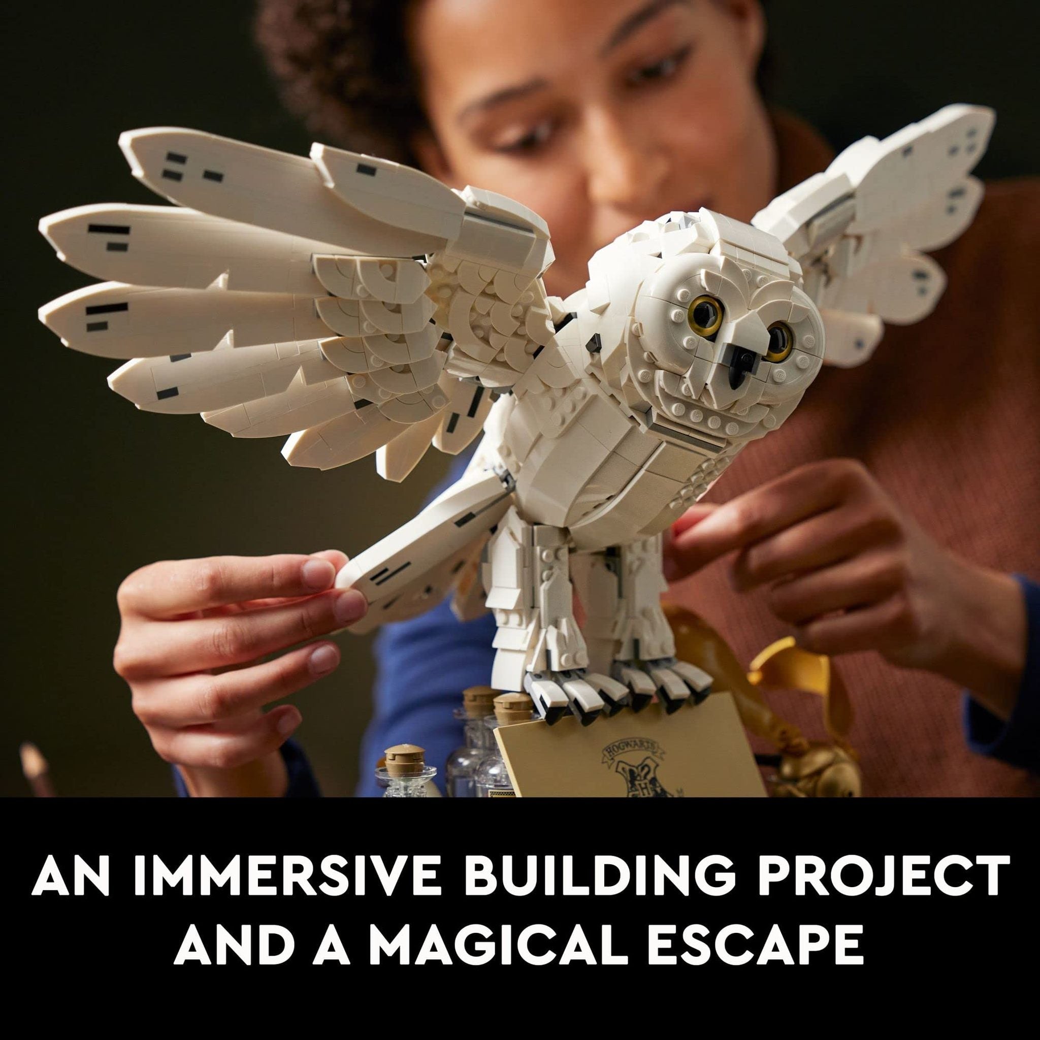 LEGO Harry Potter Hogwarts Icons - Collectors' Edition 76391 20th Anniversary Collectable Hedwig Owl Model, with 3 Exclusive Golden Minifigures: Dumbledore, McGonagall and Hagrid; Great Gift Idea