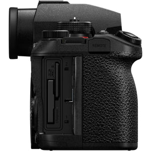 Panasonic LUMIX S1RII Full Frame Mirrorless Digital Camera, Hybrid Model Featuring a 44.3MP Full-Frame Sensor and LUMIX's First-Ever 8K Video Recording - DC-S1RM2 Panasonic