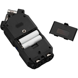 Zoom H4essential 4-Track 32-Bit Float Audio Recorder + Headphones, Bundle