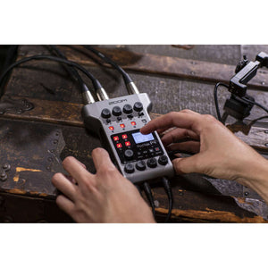 Zoom PodTrak P4 Portable Podcast Recorder + Headphones, Bundle