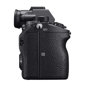 Sony a7R III 42.4MP Full-Frame Mirrorless Interchangeable-Lens Camera Renewed - Reconditioned Sony