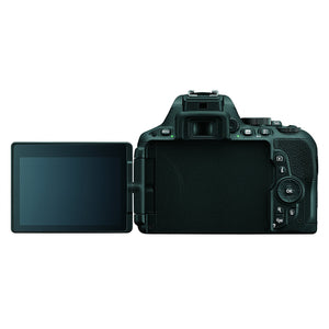 Nikon D5500 DX-format Digital SLR w/ 18-55mm VR II Kit Black Nikon