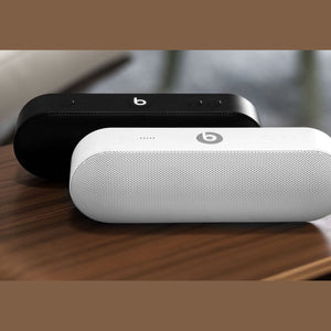 Beats Pill Speaker in Black Charger Bundle Beats