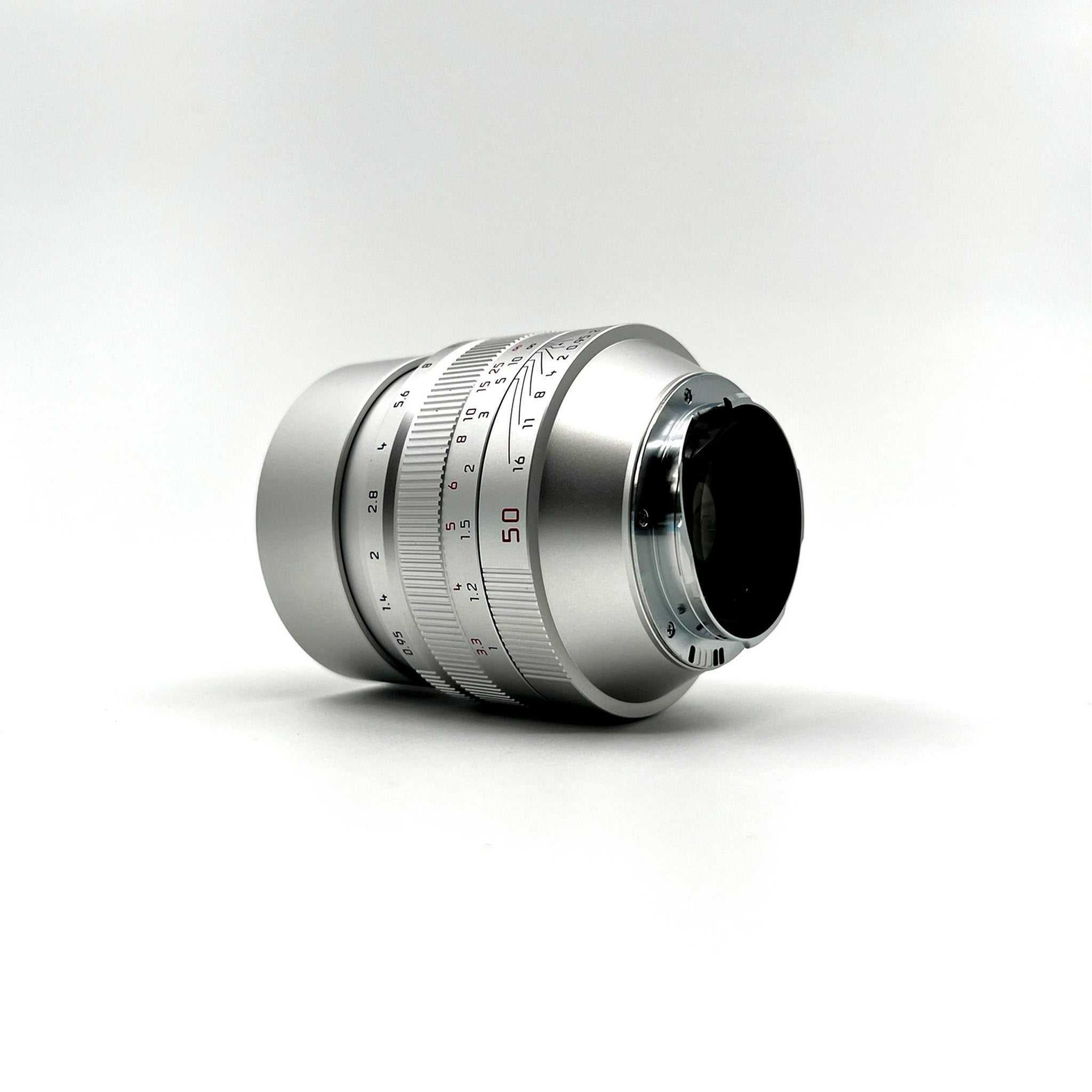 Leica 11667 Noctilux-M 50mm/f0.95 ASPH Normal Lens, Silver Leica
