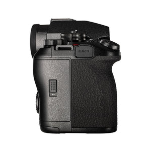 Panasonic Lumix S1 IIE Mirrorless Camera with 24.1MP CMOS Sensor 6K Video 30 fps Burst Shooting and OLED Viewfinder Panasonic
