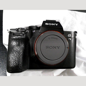 Sony a7 III Full-Frame Mirrorless Interchangeable-Lens Camera Optical with 3-Inch LCD, Black ILCE7M3/B - Used Sony