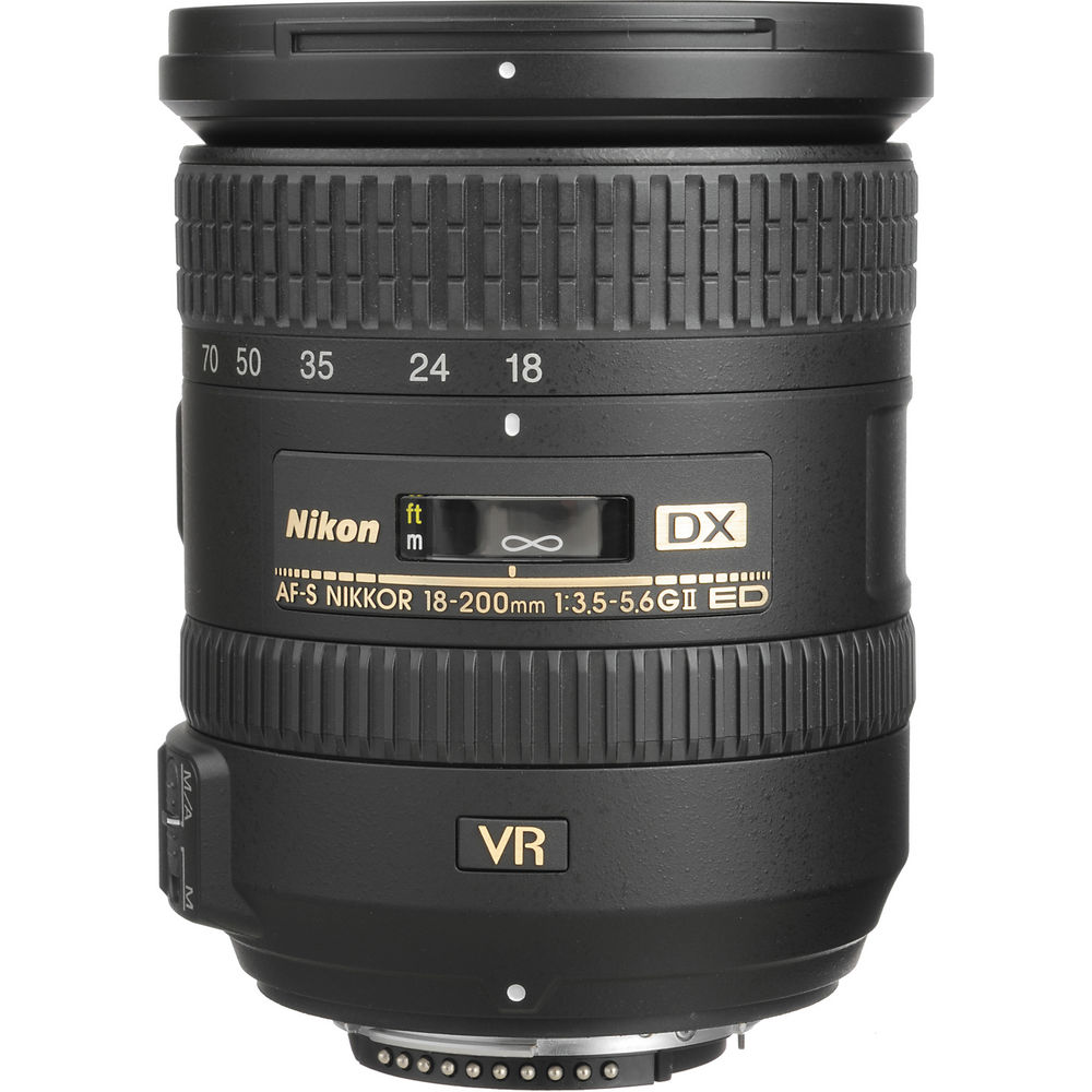 Nikon AF-S DX 18-200mm f/3.5-5.6G VR II Lens 2192 Intl Model Bundle