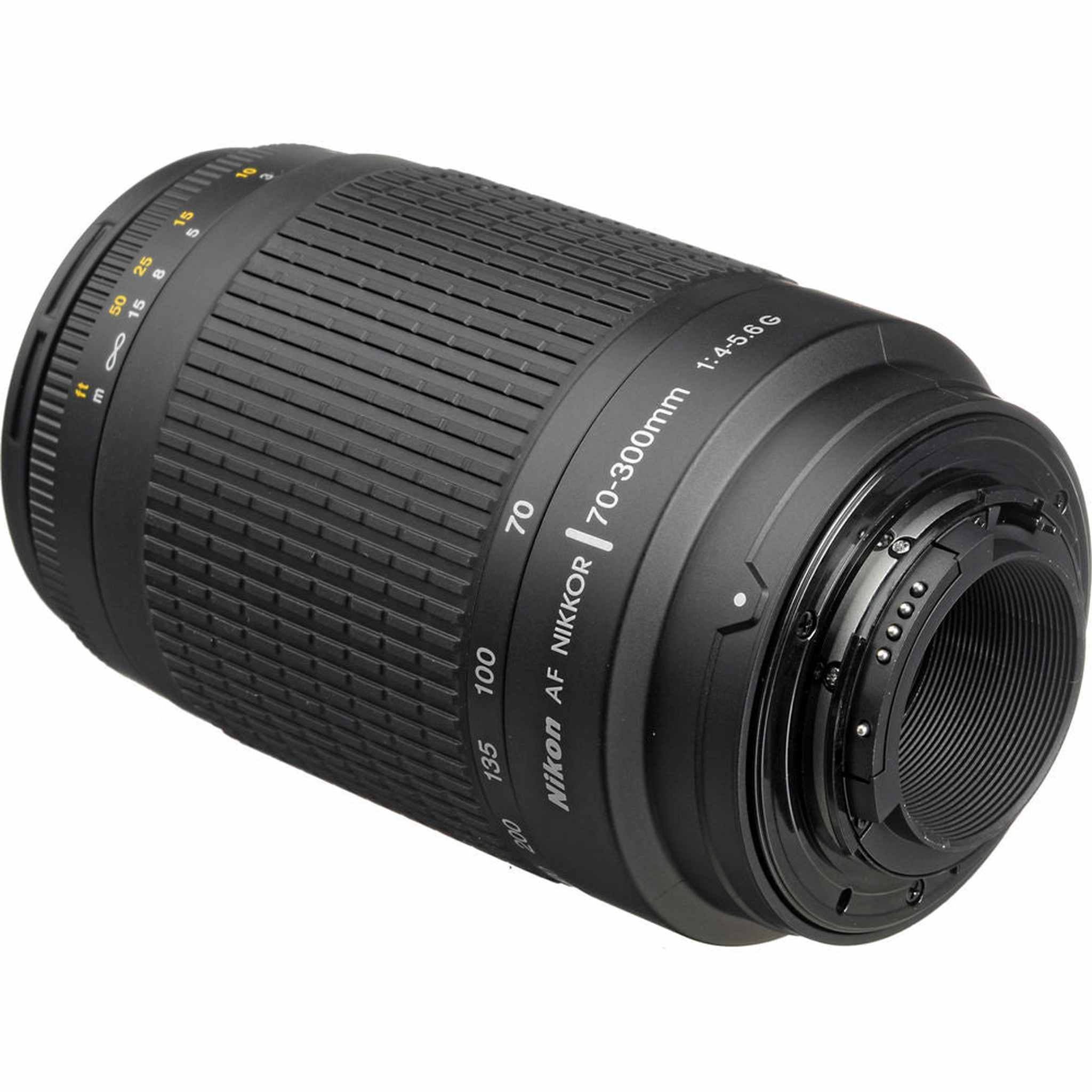 Nikon AF Zoom-70-300mm f/4-5.6G Zoom Lens 1928 Intl Model Bundle - Reconditioned
