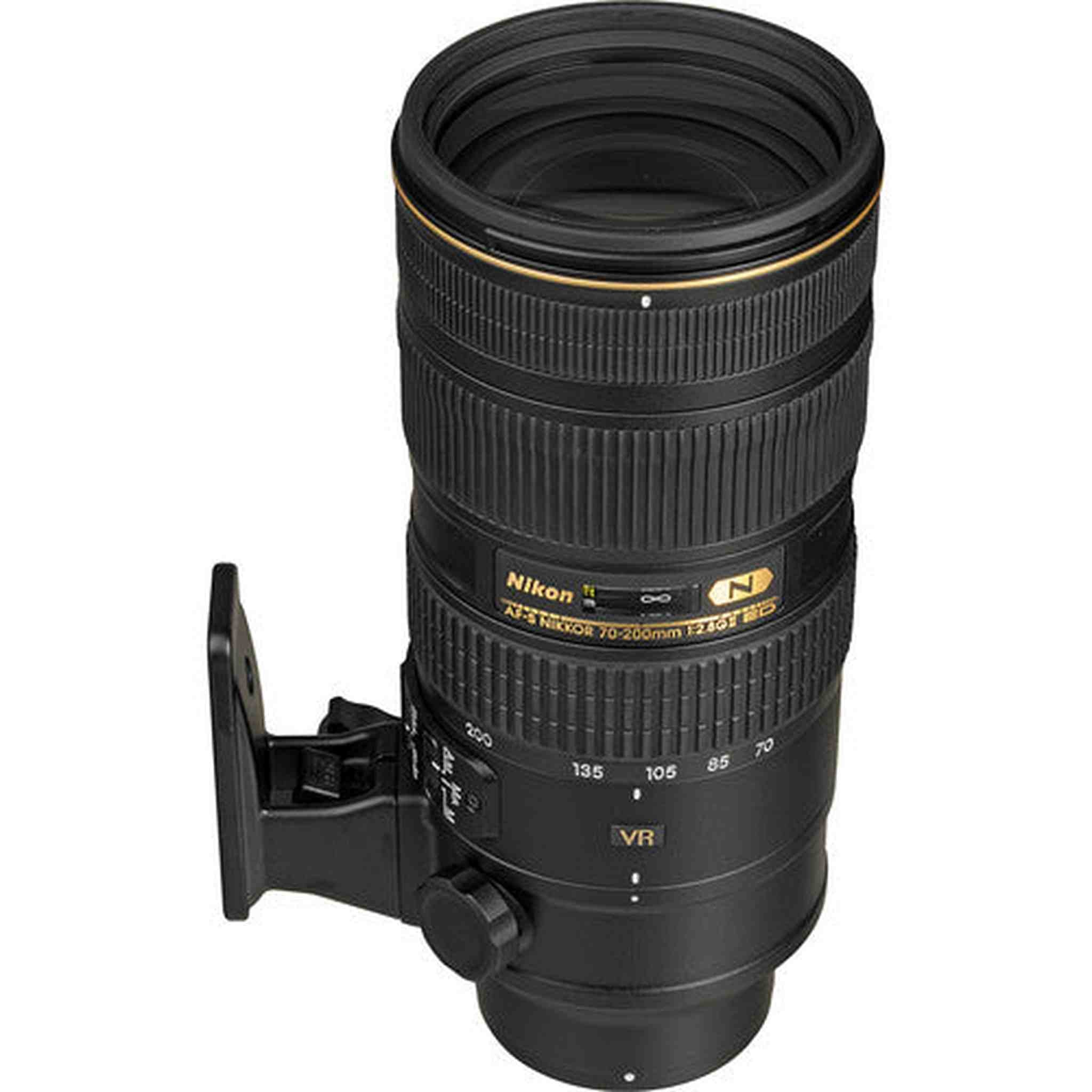 Nikon AF-S VR Zoom-NIKKOR 70-200mm f/2.8G IF-ED with Tripod Intl Model Bundle