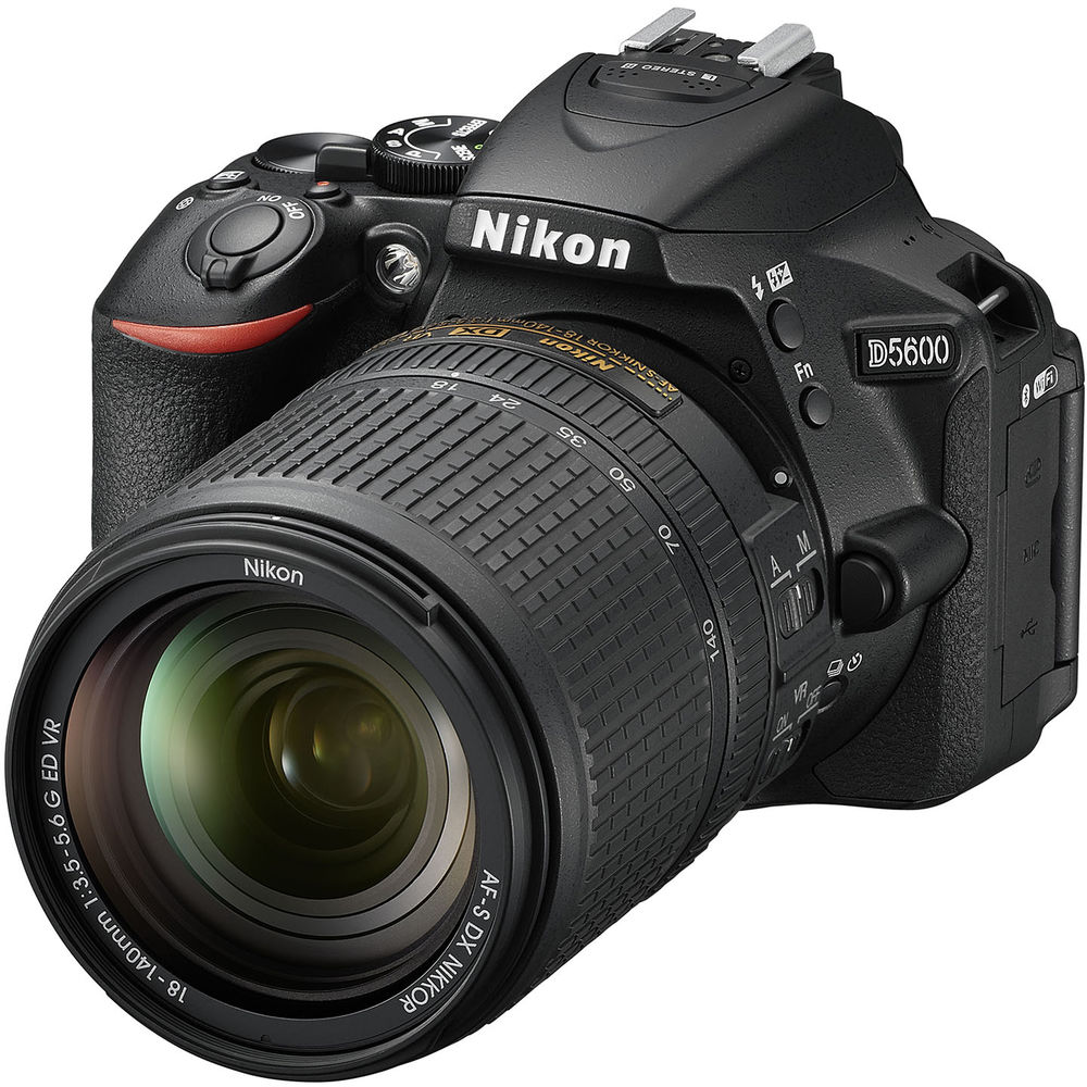 Nikon D5600 Digital Camera with 18-140mm Lens 1577 + 67mm UV Filter Intl
