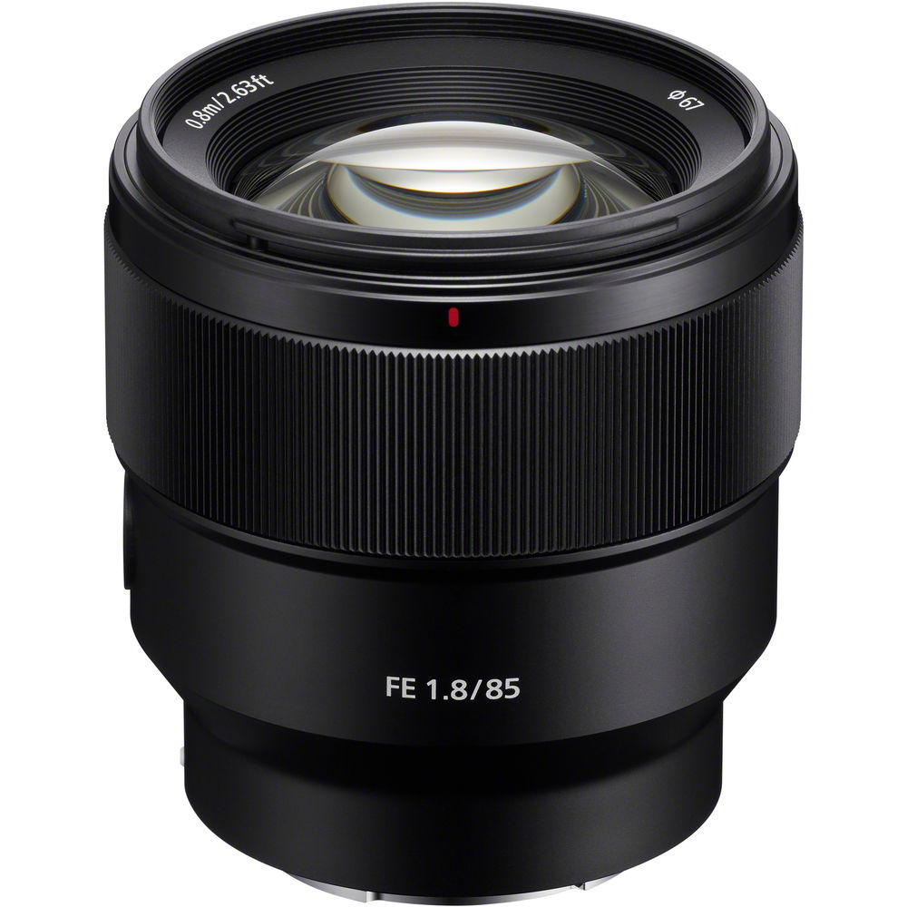 Sony FE 85mm f/1.8 Lens + Filter Kit + Cap Keeper + Cleaning Kit