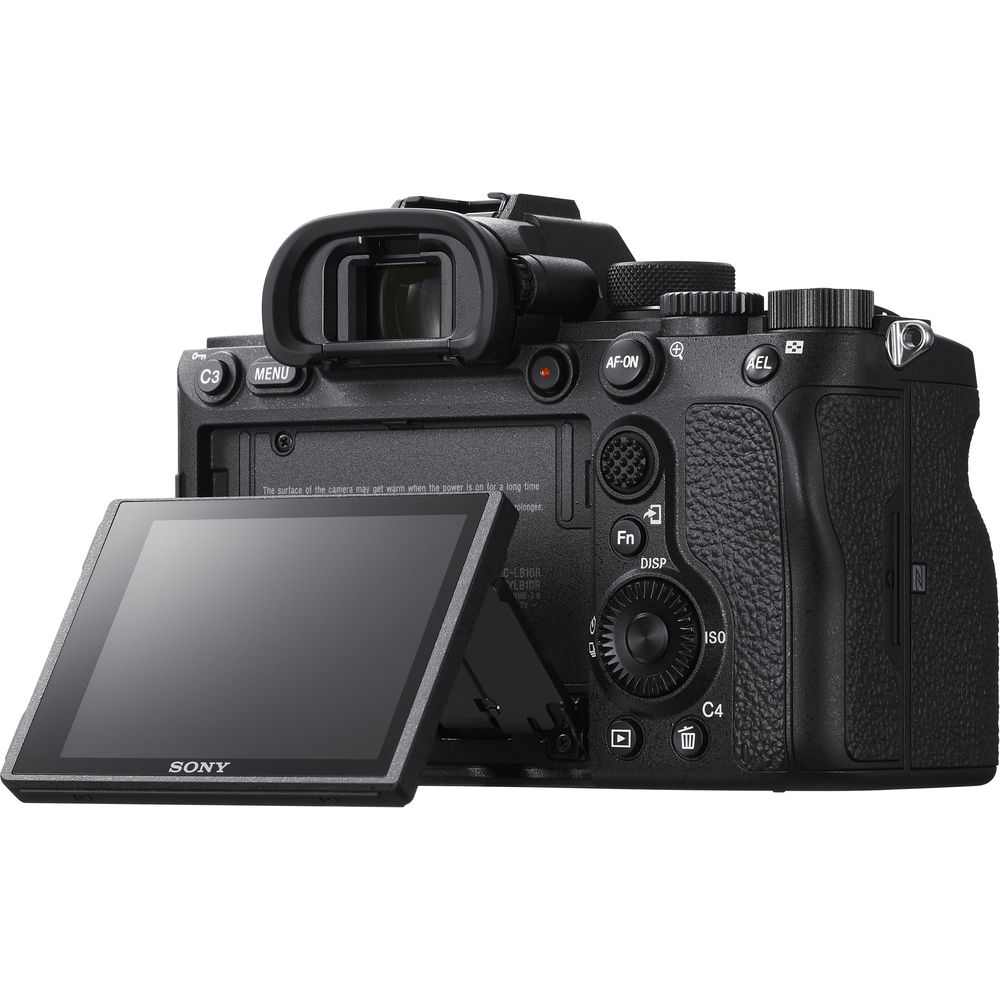 Sony Alpha a7R IV Mirrorless Camera W/ Sony FE 24-70mm Lens - Advanced Bundle