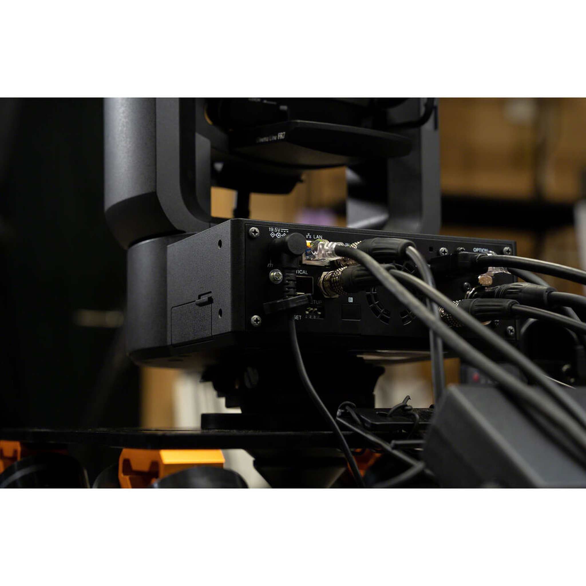 Sony FR7 Cinema Line PTZ Camera Kit with 28-135mm Zoom Lens + Sony 80GB Card + More Sony