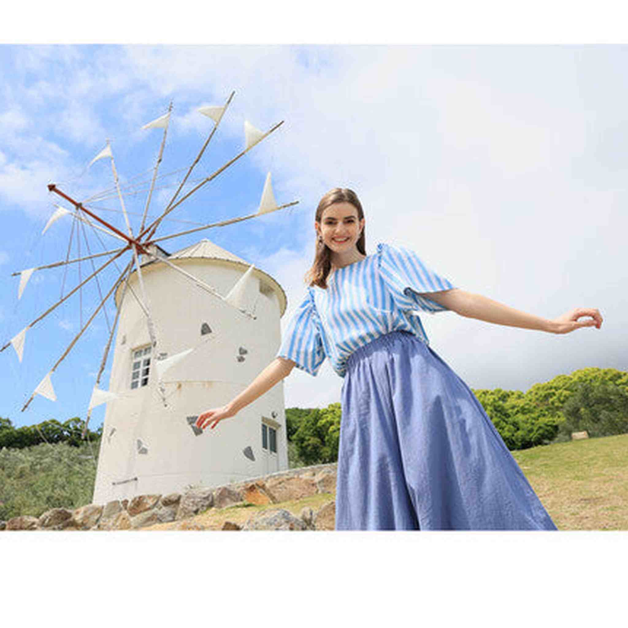 Canon RF 24mm f/1.8 Macro IS STM Lens 5668C002 + 64GB Memory Card - Bundle -