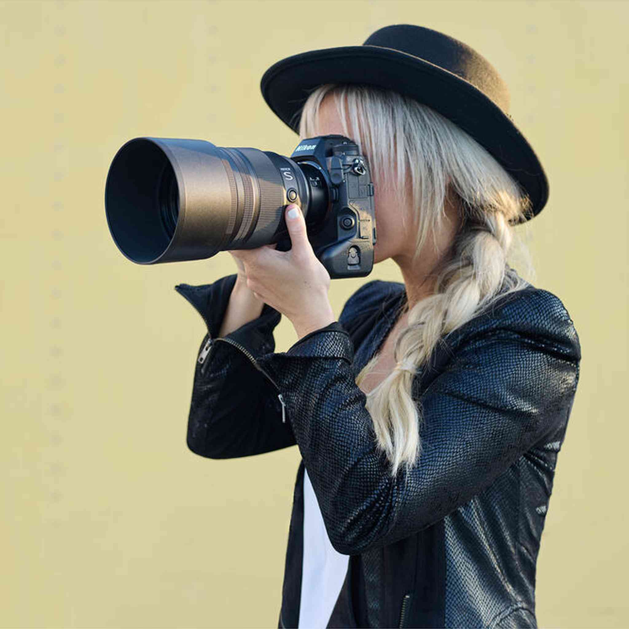 Nikon - NIKKOR Z 85mm f/1.2 S Standard Lens for Z Series Mirrorless Cameras - Bundle