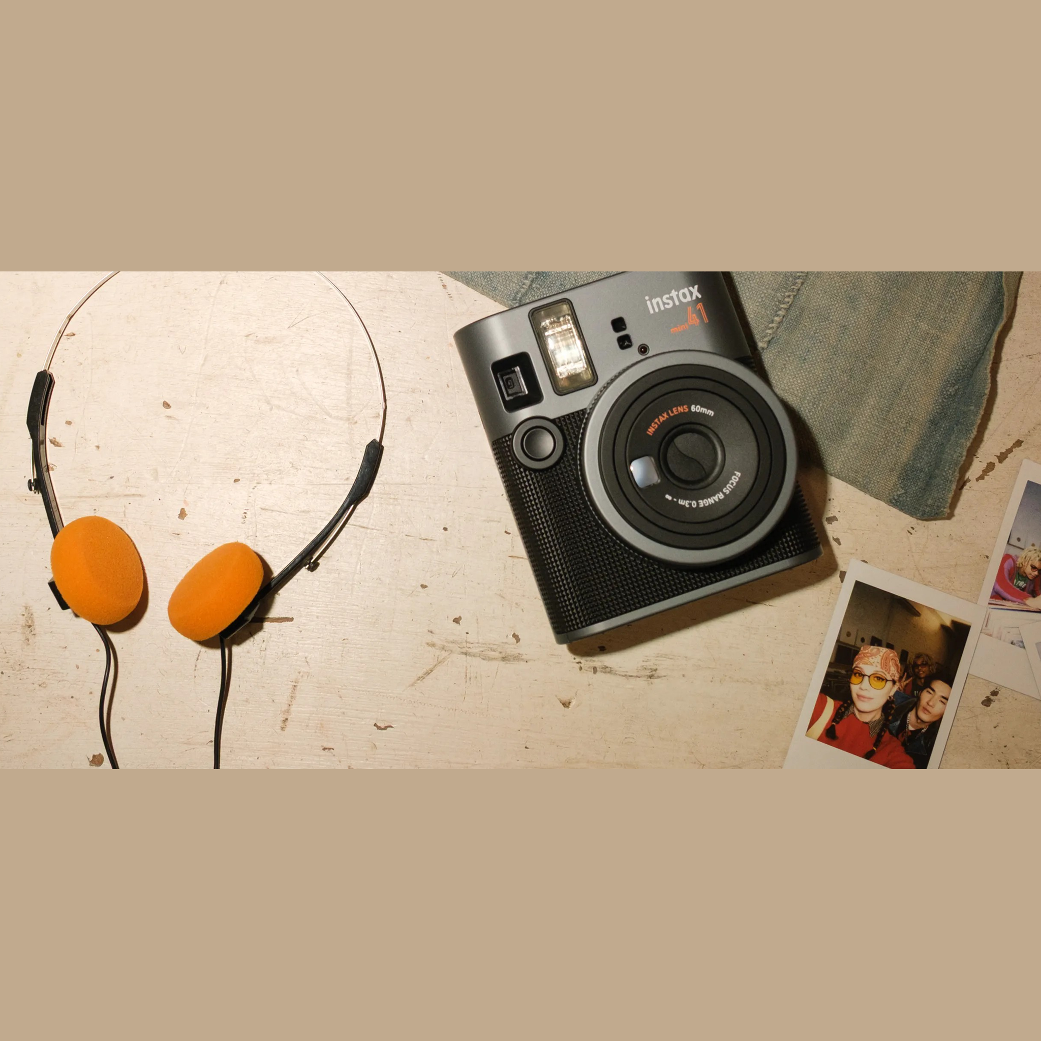 FujiFilm Instax Mini 41 Instant Film Camera + Instax mini Film 20 Sheets