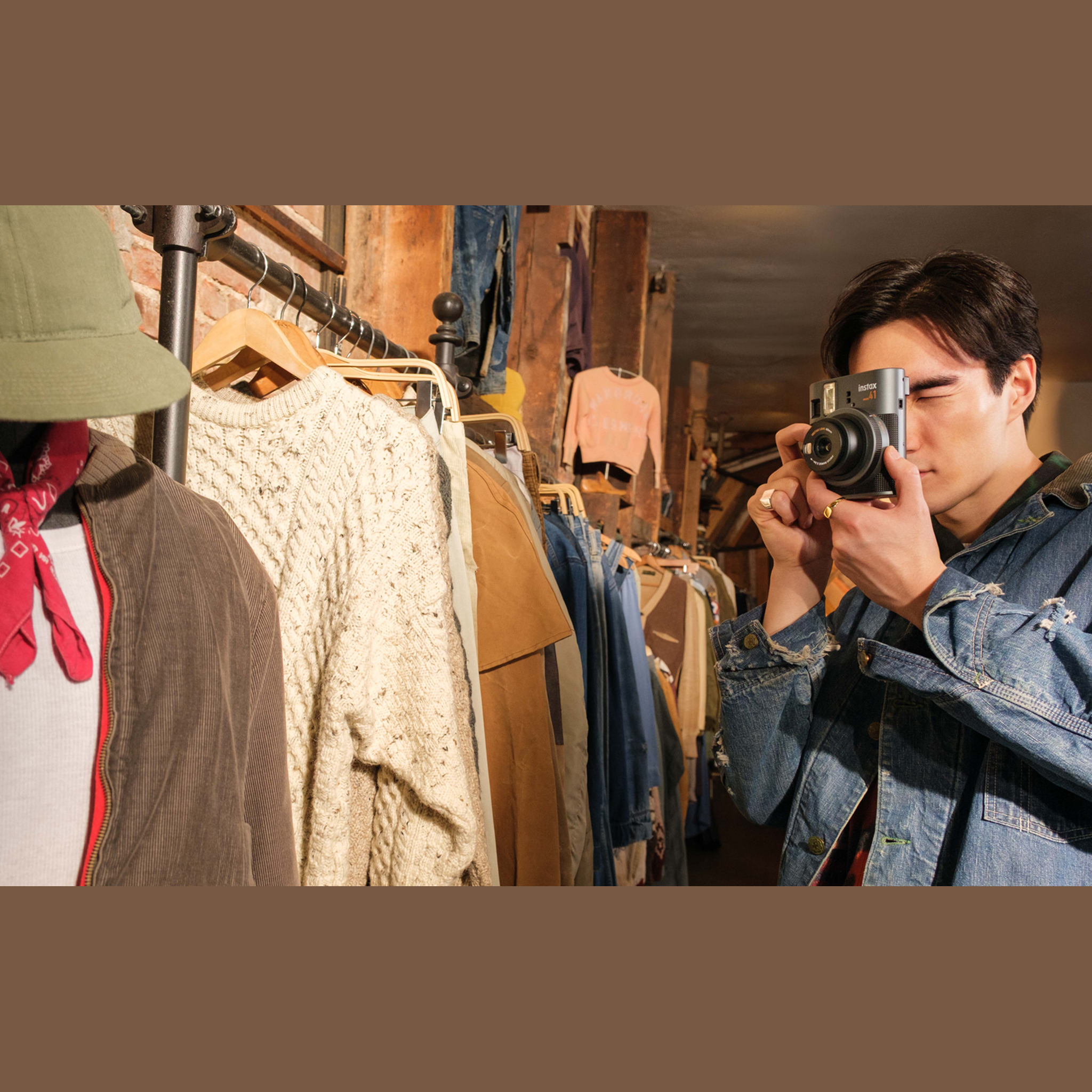 FujiFilm Instax Mini 41 Instant Film Camera + Instax mini Film 20 Sheets