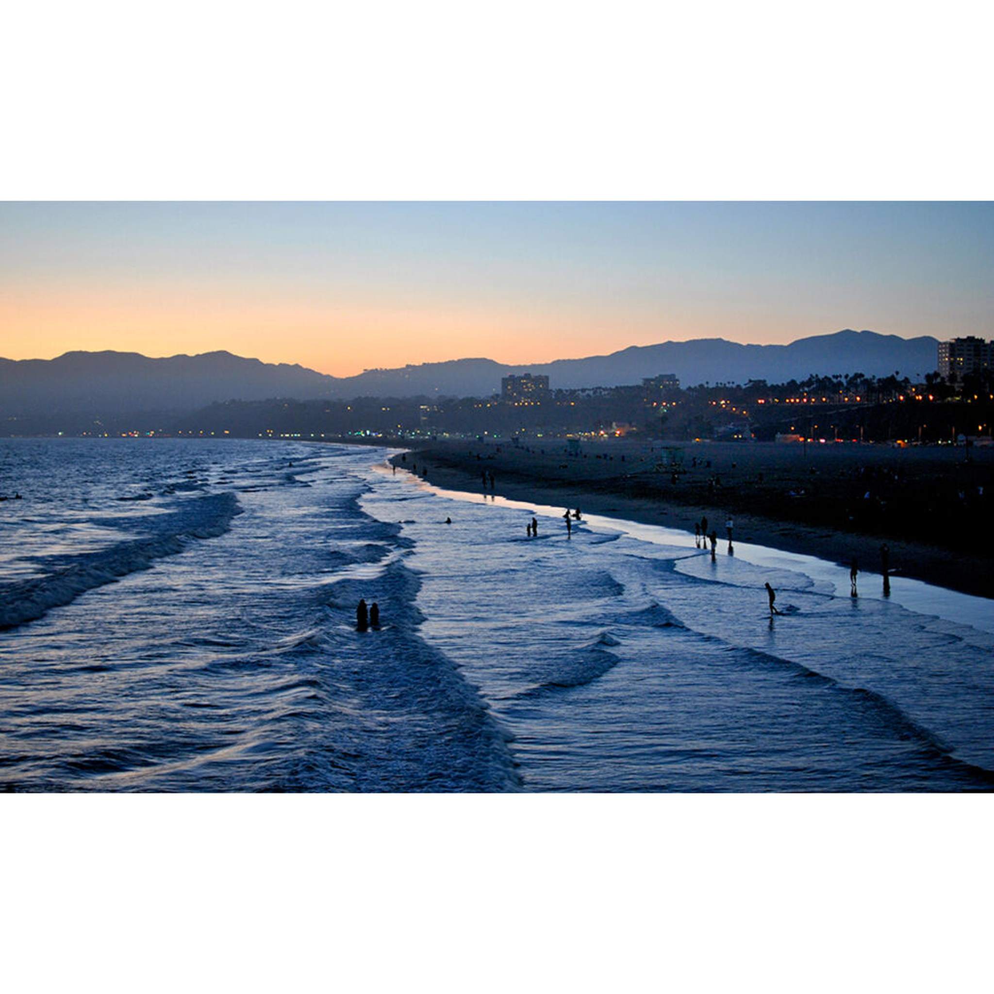 Nikon - AF-S DX NIKKOR 35mm f/1.8G Standard Lens 2183 + 64GB Memory Card + Filters - Bundle