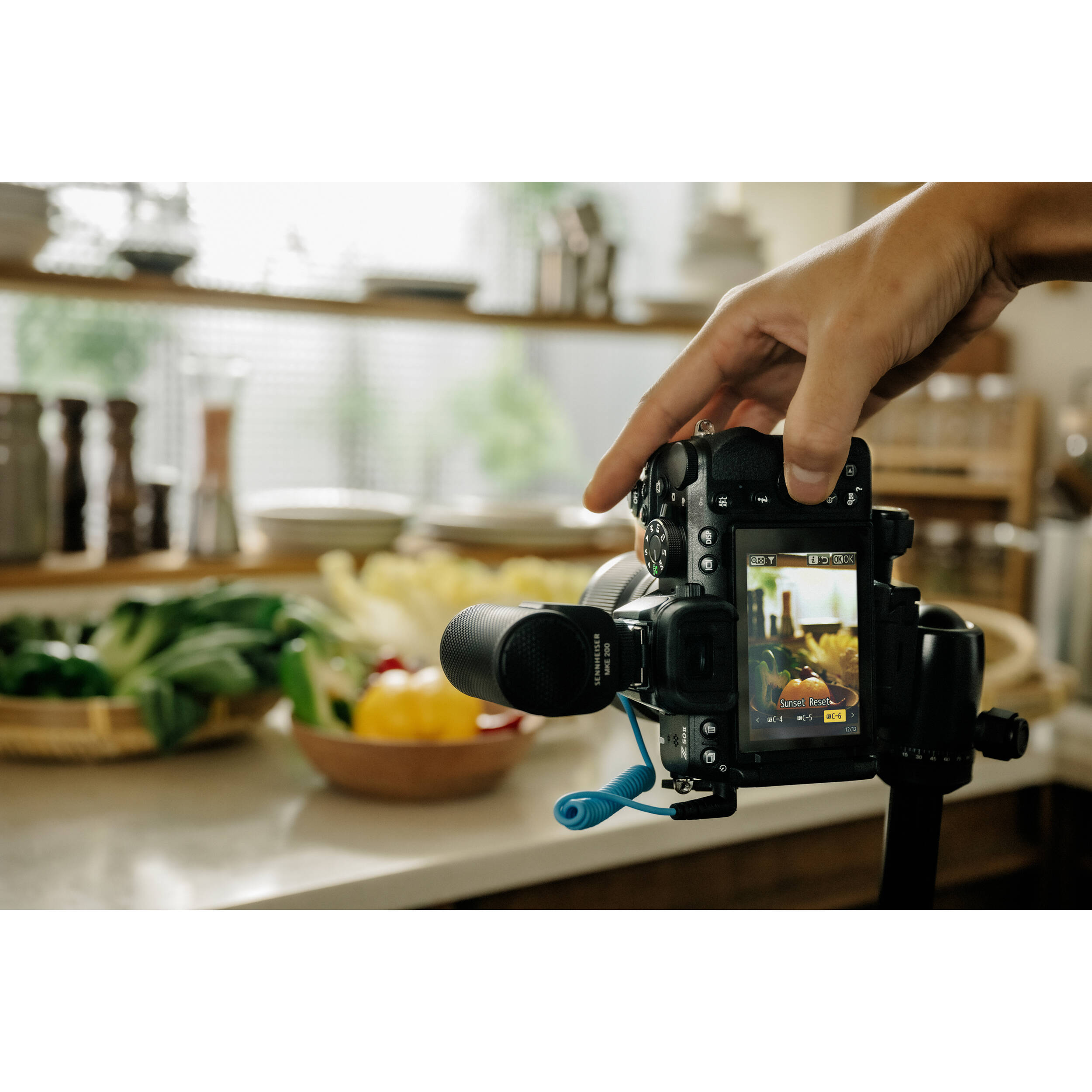 Nikon Z50II Mirrorless Camera Body + 180-600mm Lens Nikon Z + 64GB Memory Card