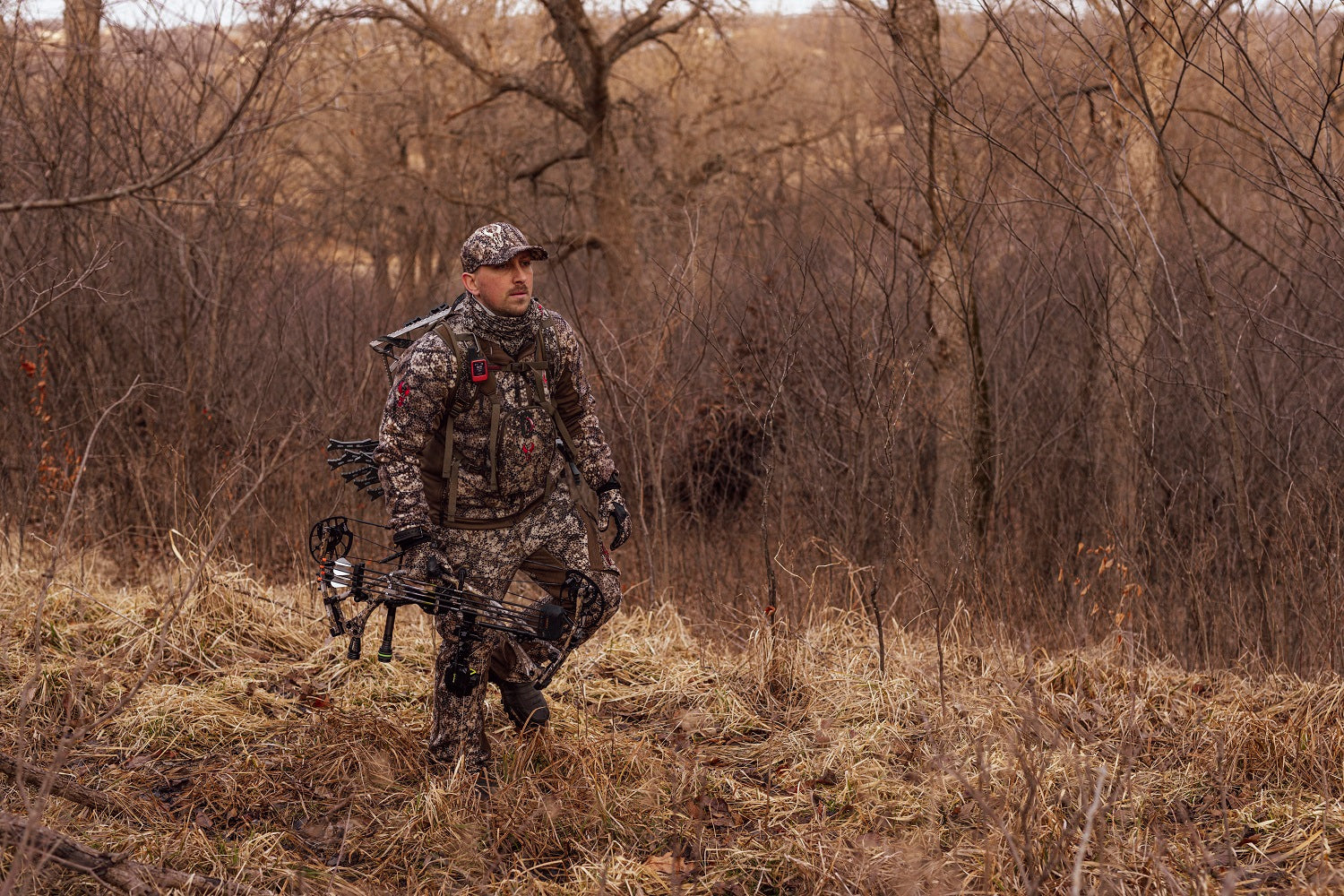 Garmin inReach Mini 2 Satellite Communicator Black with Power Adapters Bundle