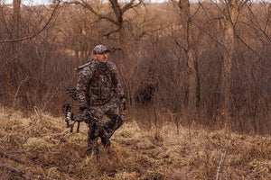 Garmin inReach Mini 2 Satellite Communicator Black with Power Adapters Bundle