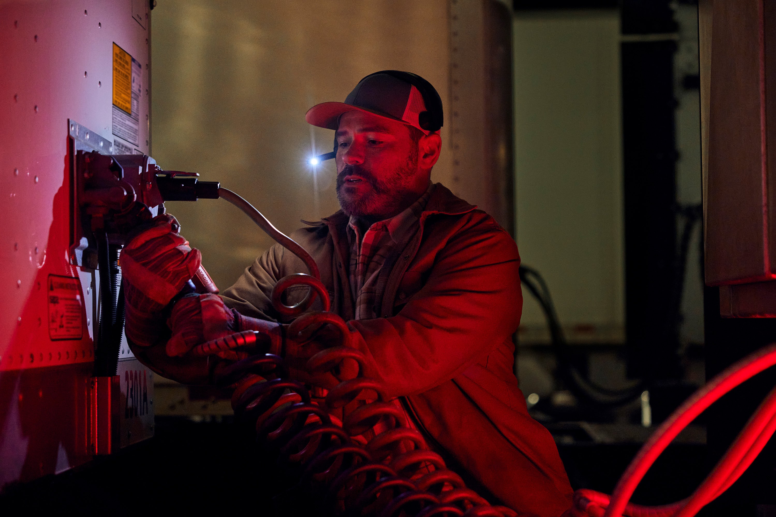 Garmin dēzl Headset 110, Single-Ear Premium Trucking Headset Bundle