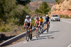 Garmin Edge 1050, Premium Cycling Computer Bundle