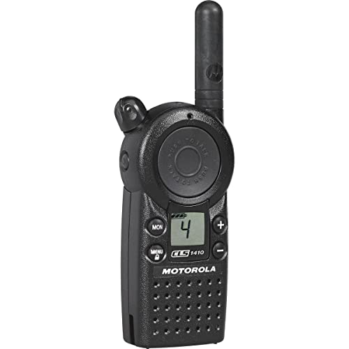 Motorola Professional CLS1410 5-Mile 4-Channel UHF Two-Way Radio