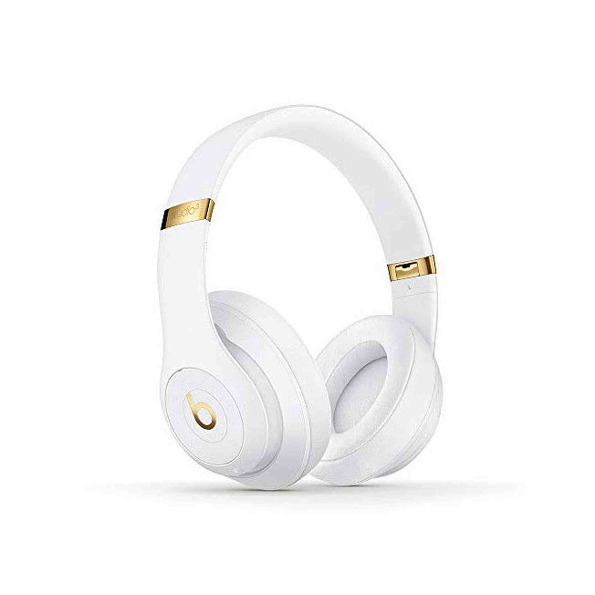 Beats Studio3 Wireless Over Ear Headphones - White Latest Model