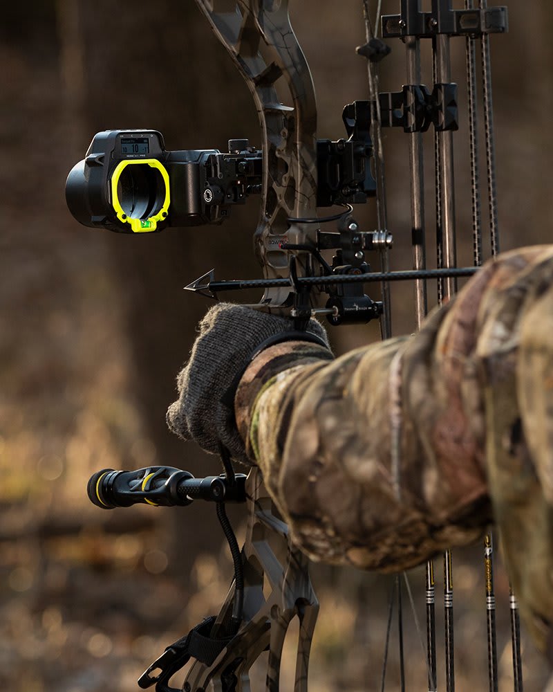 Garmin Xero A1 Bow Sight, 2" Auto-Ranging Digital Bow Sight, LED Pins for Unobstructed Views, Right-Handed