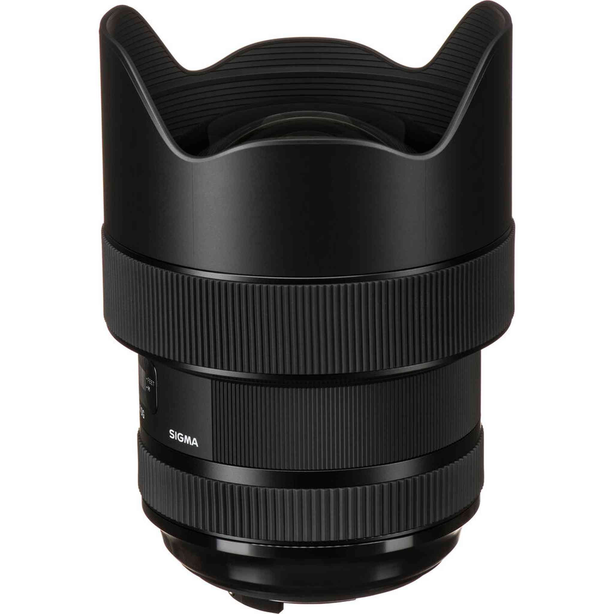 Sigma 14-24mm f/2.8 DG HSM Art Lens for Nikon F Bundle