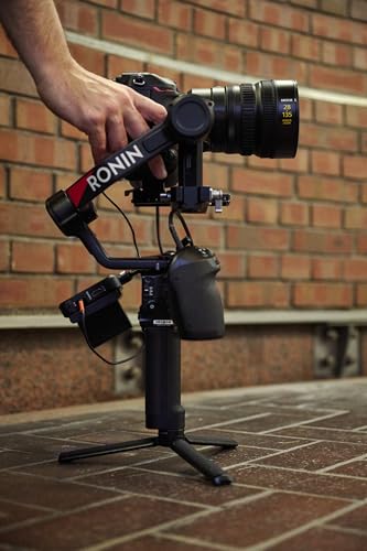 Nikon NIKKOR Z 28-135mm f/4 PZ | Full-Frame pro Video Power Zoom Lens for Z Series mirrorless Cameras | Nikon USA Model