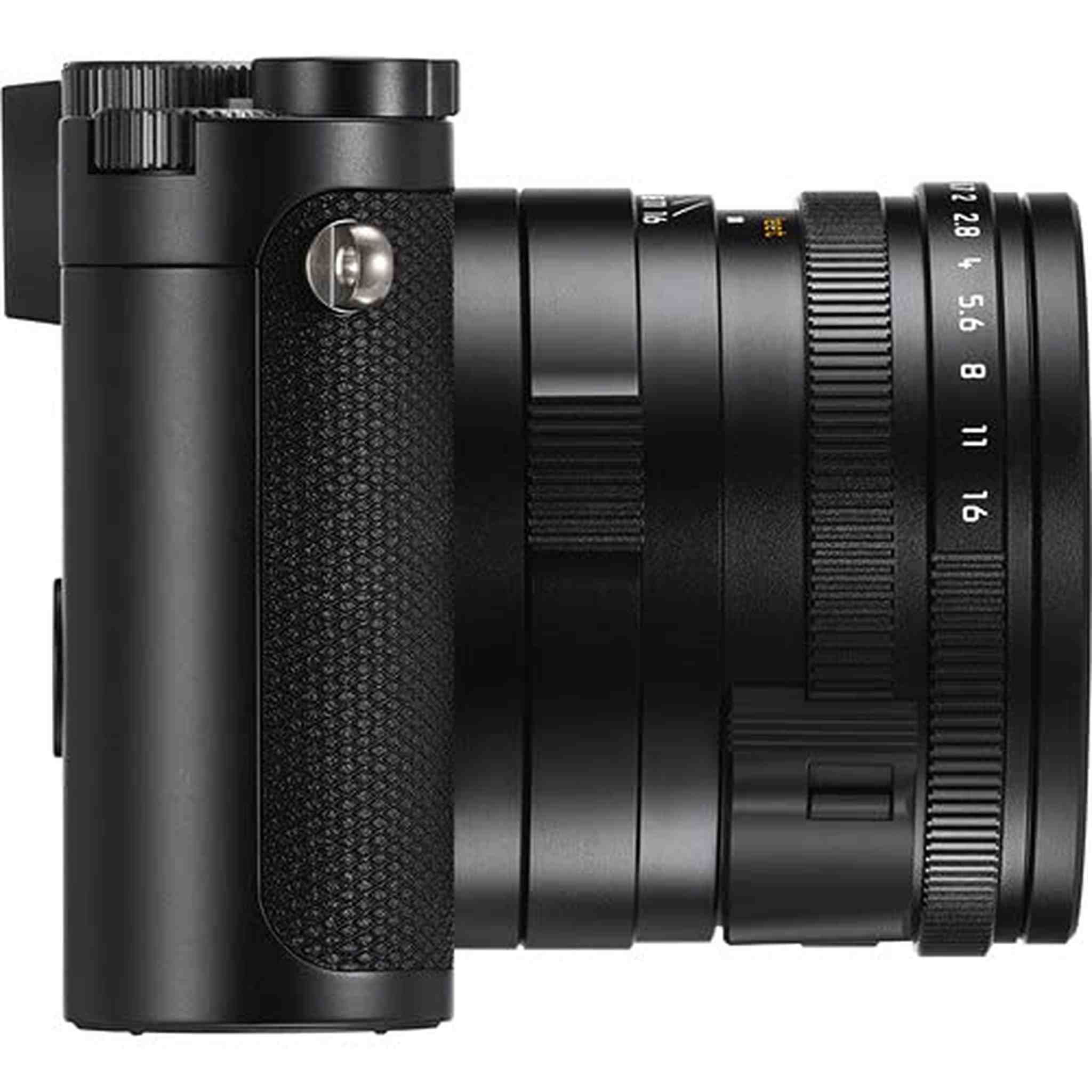 Leica Q2 Digital Camera + SF40 Flash + 2x 64GB Memory Card + More Bundle