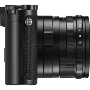 Leica Q2 Digital Camera + SF40 Flash + 2x 64GB Memory Card + More Bundle