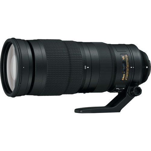 Nikon AF-S NIKKOR 200-500mm f/5.6E ED VR Lens with 1 Year Warranty, Sandisk 64GB Memory, Portable LED Light, and Deluxe