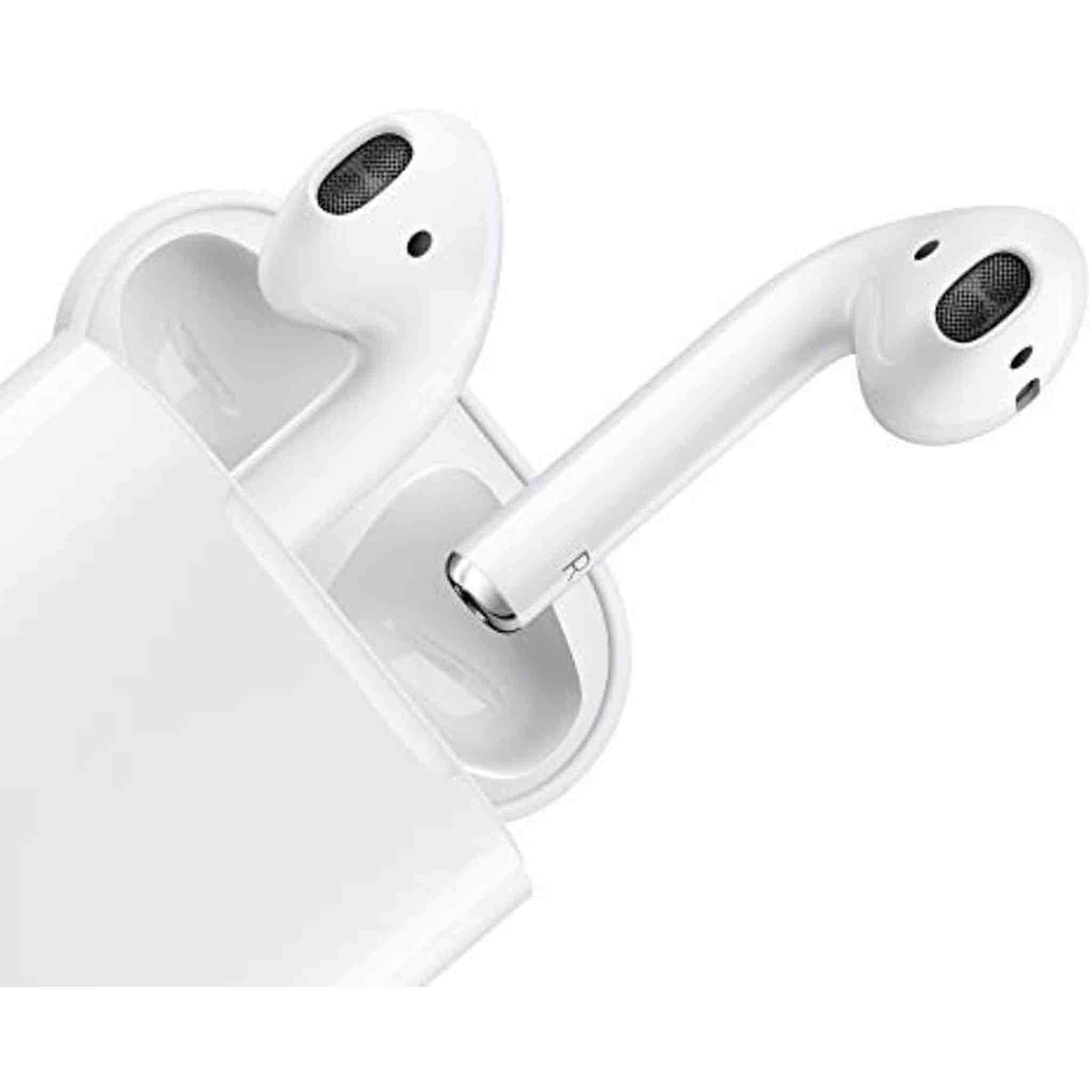 Apple AirPods 2nd Generation with Charging Case - Used