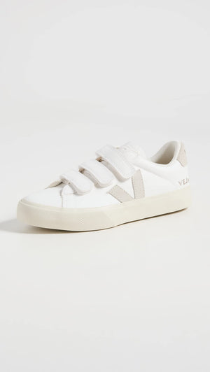 Veja Women's Recife Logo Sneakers, Extra White Natural, 7 Medium US