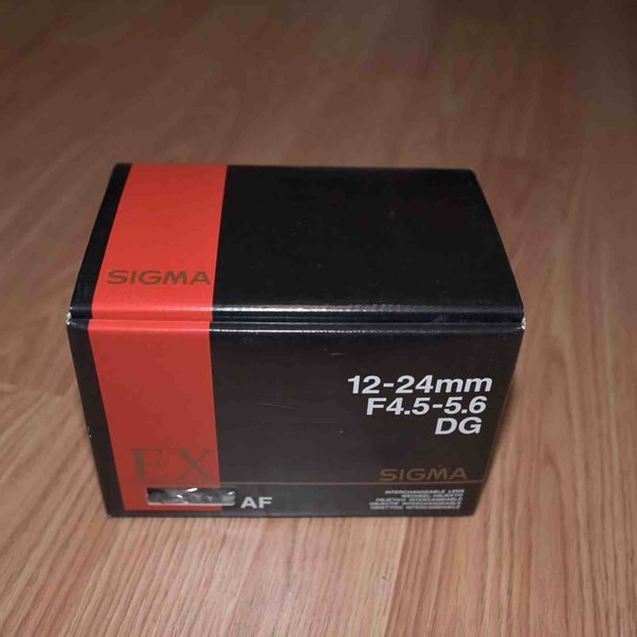 Sigma 12-24mm f/4.5-5.6 EX DG IF HSM Aspherical Ultra Wide Angle Zoom Lens for Nikon SLR Cameras Sigma