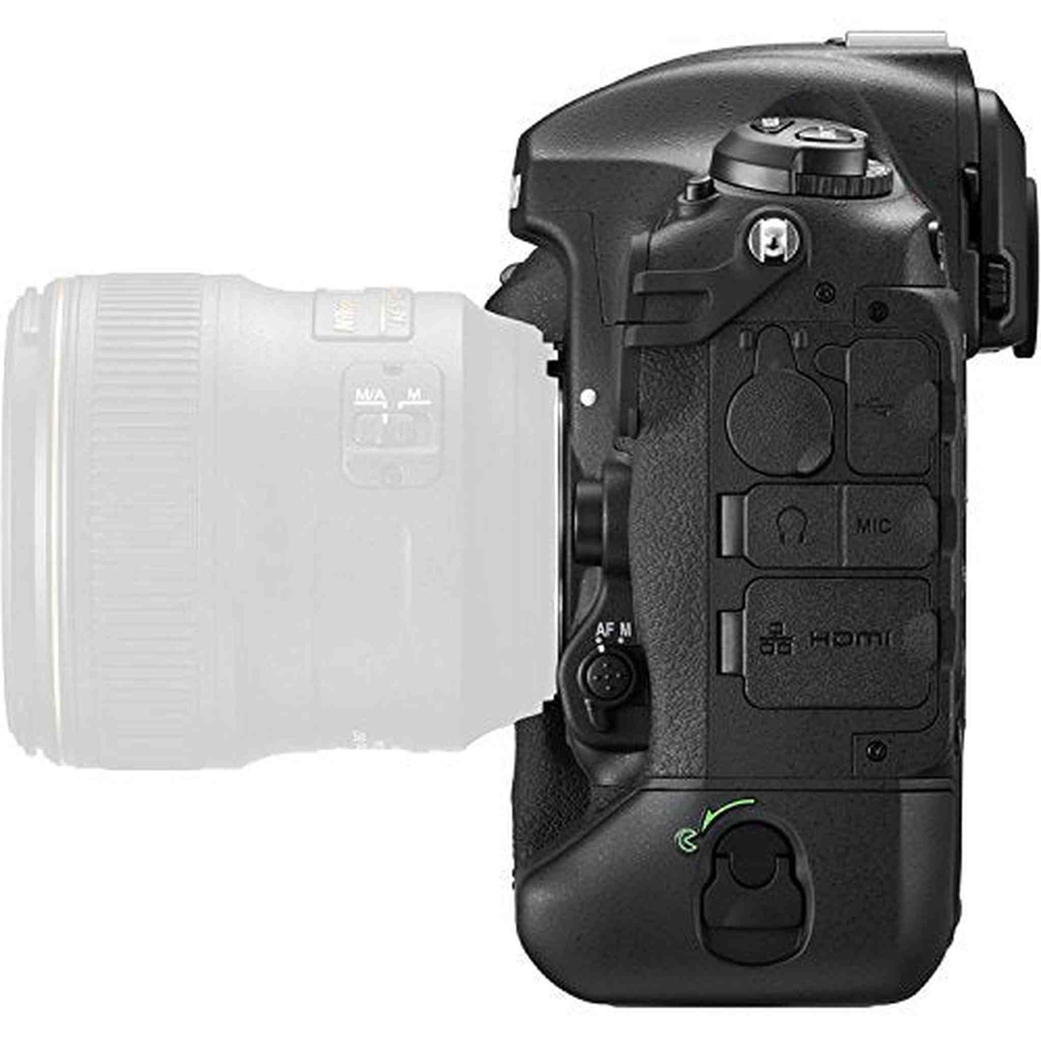 Nikon D5 DSLR Camera Dual XQD Slots International Model Master Bundle