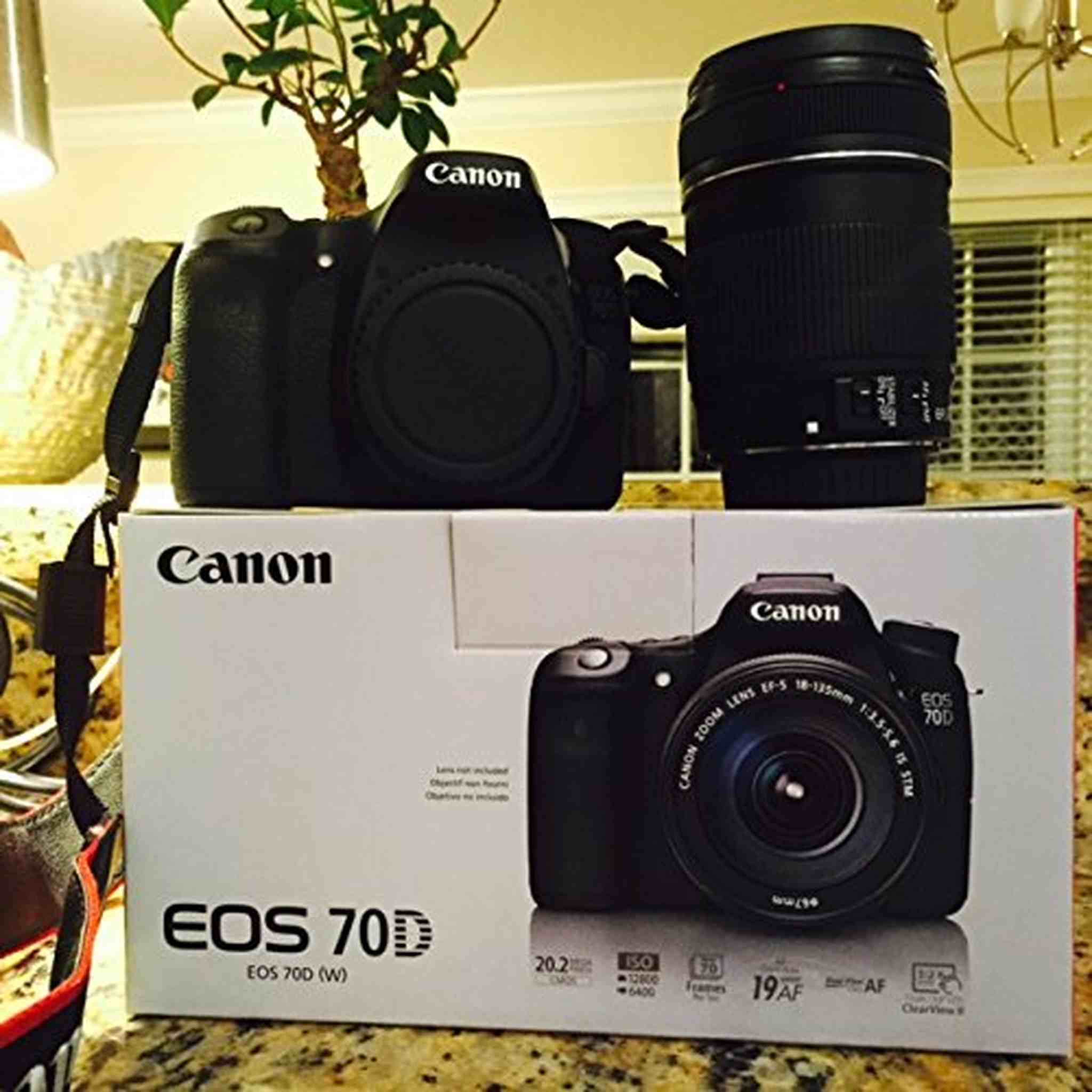 CANON 8469B002 20.2 Megapixel EOS 70D Digital SLR Camera Body Only - Used