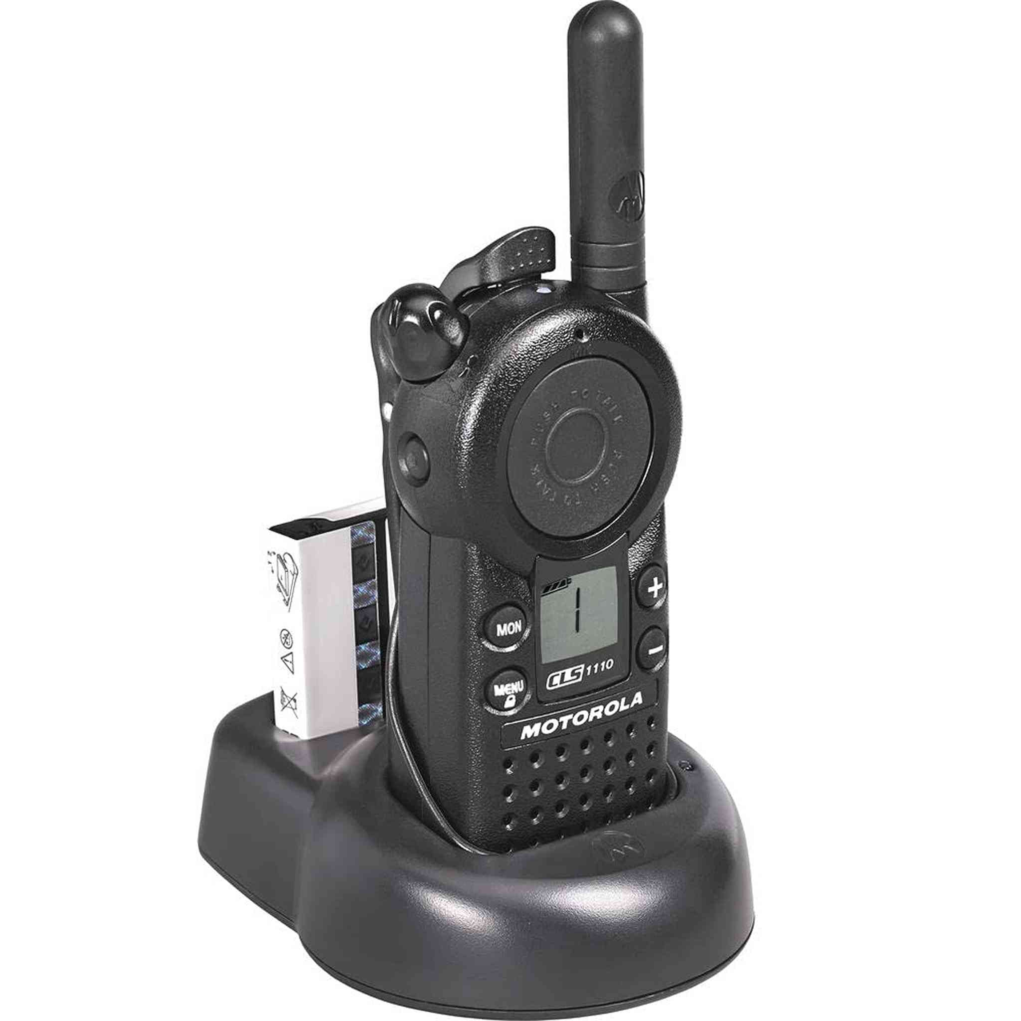 2 x Motorola CLS1110 UHF 1W 1-Channel 2-Way Radio - 2 Pack With Mic Bundle