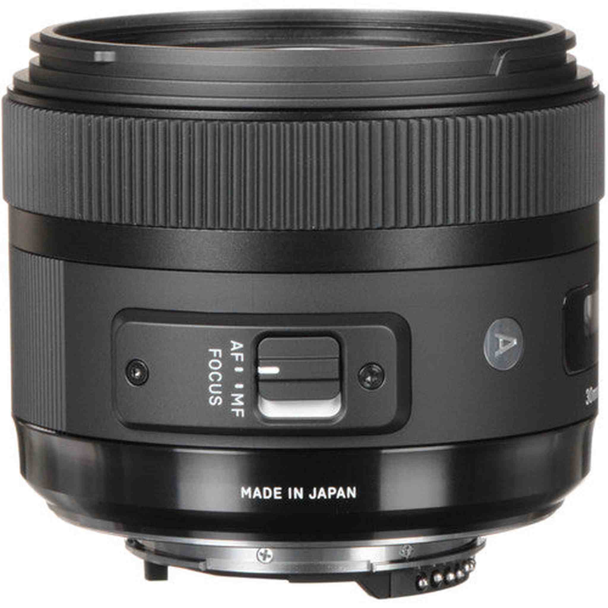 Sigma 30mm f/1.4 DC DN Contemporary Lens for Nikon Z Bundle