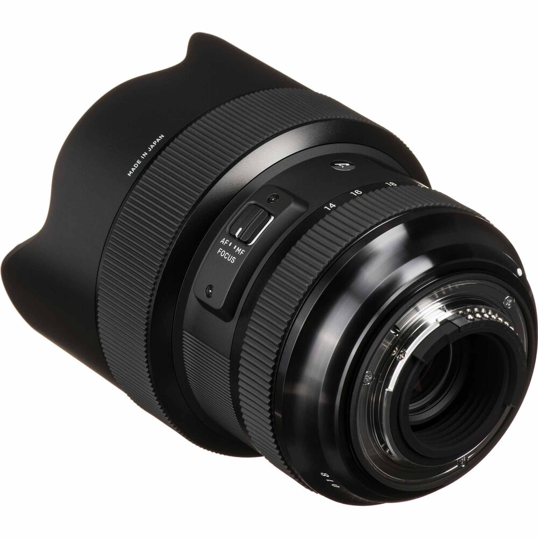 Sigma 14-24mm f/2.8 DG HSM Art Lens for Nikon F Bundle