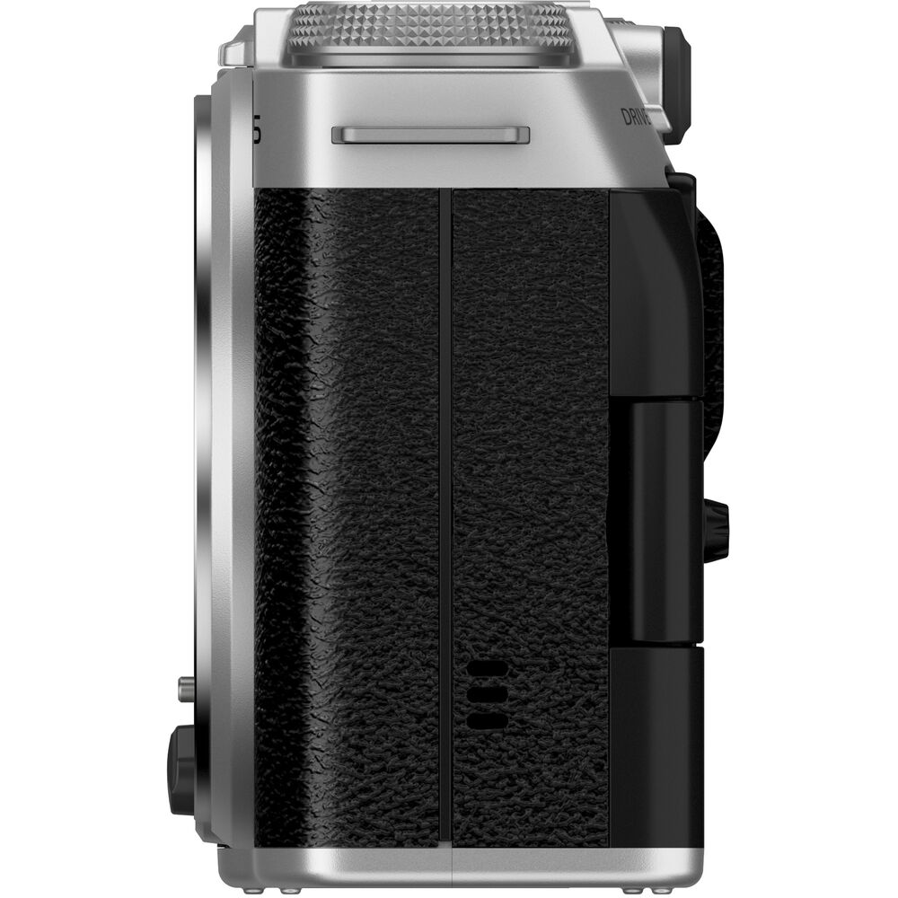 Fujifilm X-M5 Mirrorless Camera Body + 2x 64GB Card + Rode Microphone + More