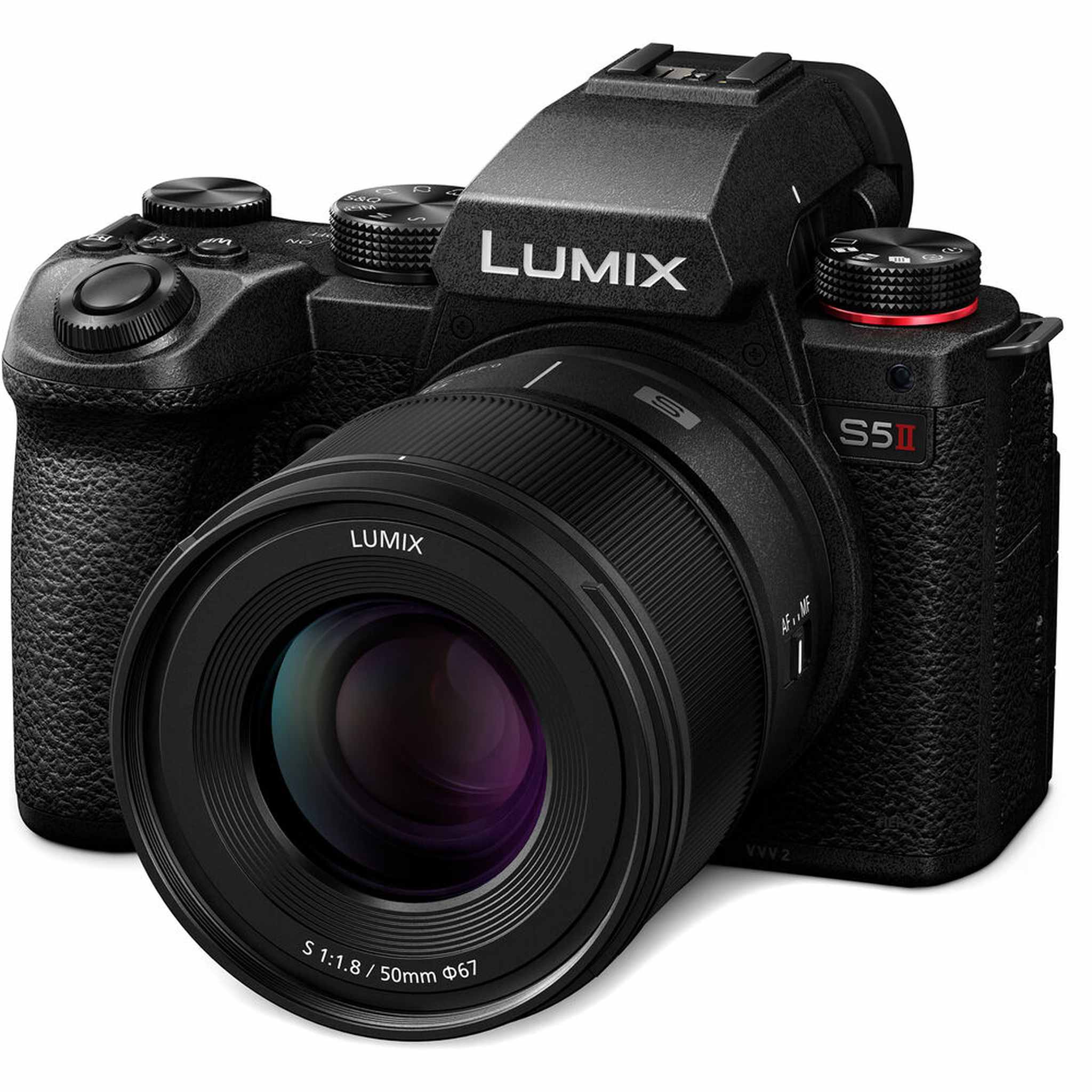 Panasonic LUMIX S5II Mirrorless Camera With S 28-200mm F4-7.1 Macro Lens Bundle